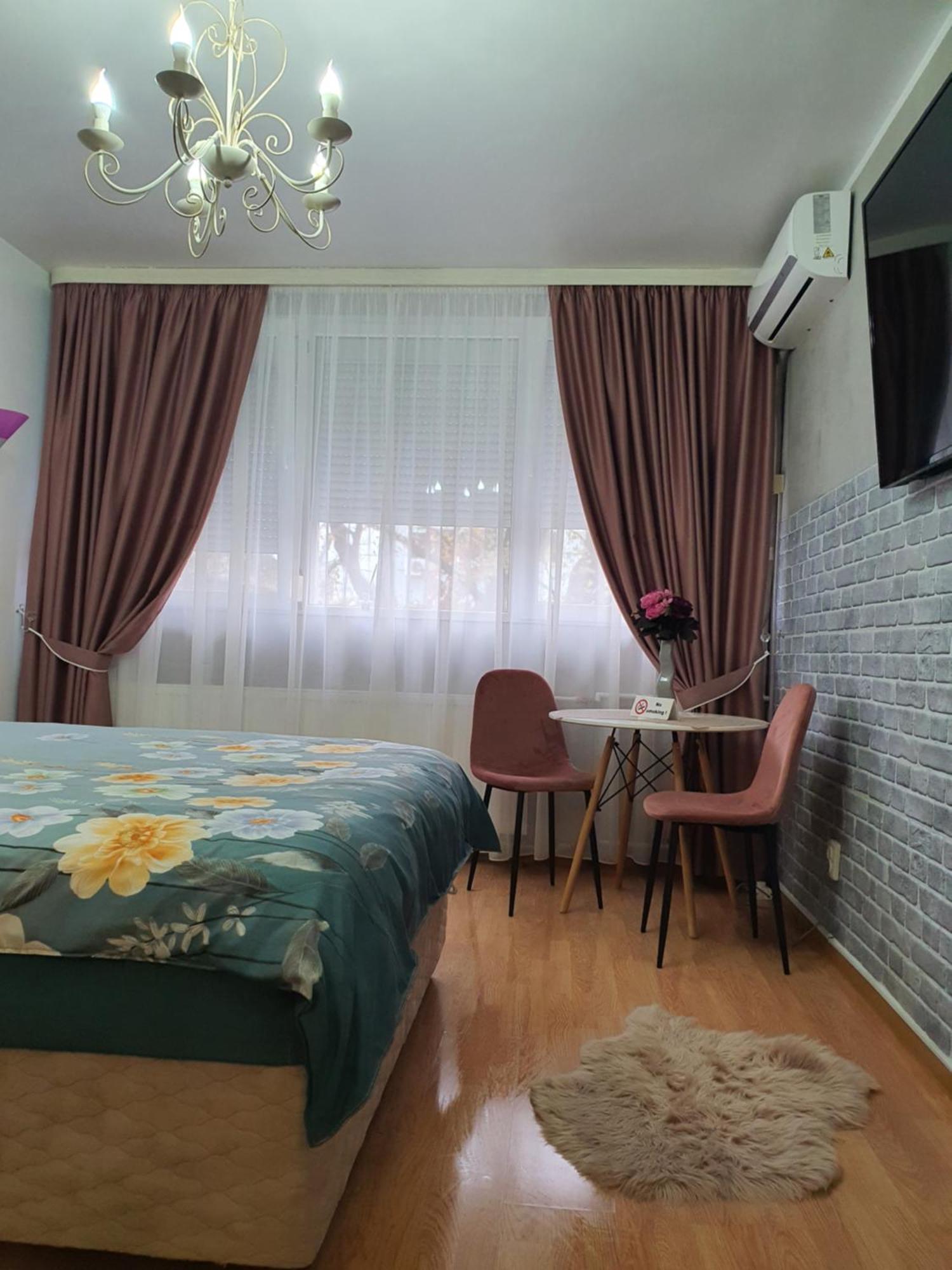Chic Apartment- Place To Remember 加拉茨 外观 照片